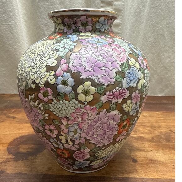 Chinese Porcelain Large Vase 
